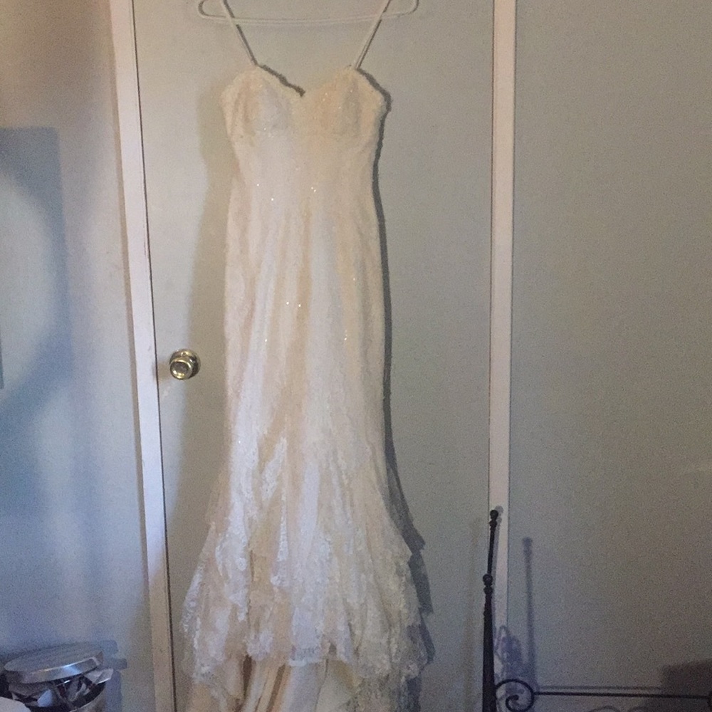 Wedding dress lace beaded pronovias Barcelona 6